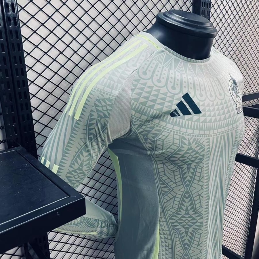 طقم منتخب المكسيك الاحتياطي 2024-2025 كم طويل