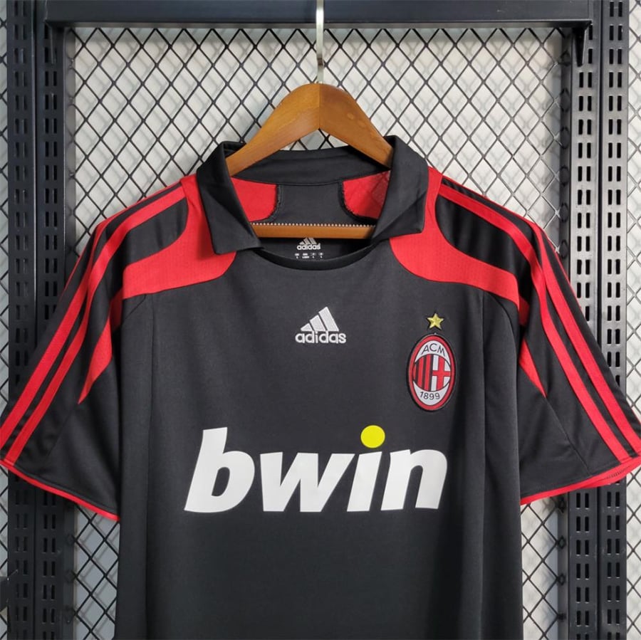 Milan kit for the 2007-2008 season, black