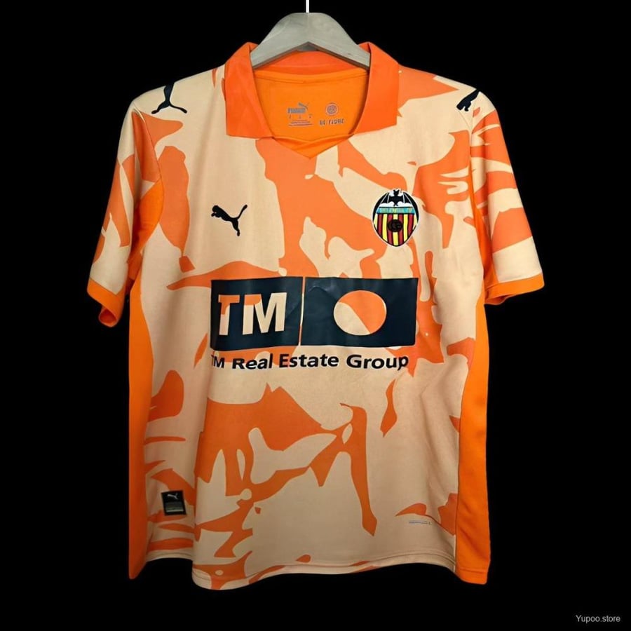Valencia set special for the Retro Tour 2025-2026