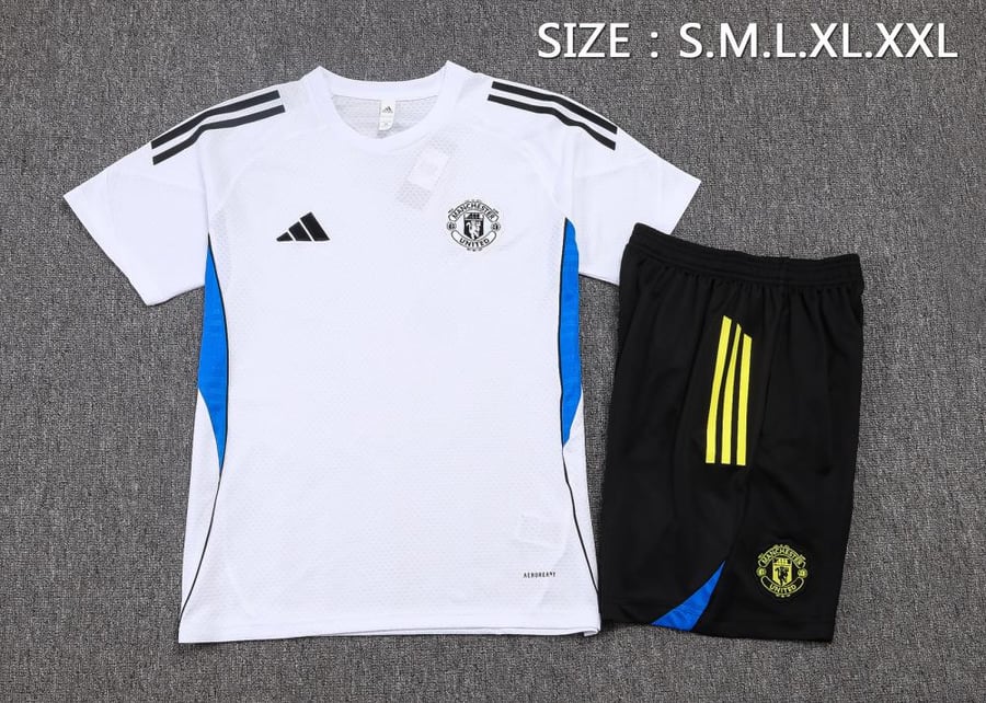 Manchester United 2025-2026 summer training set white