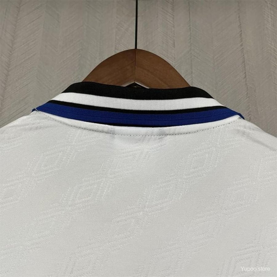 Everton set 1994-1995 season white