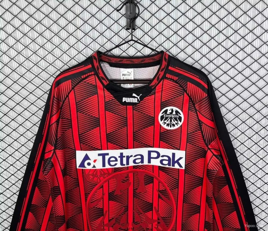 Frankfurt set, 1995-1996 season, red, long sleeve
