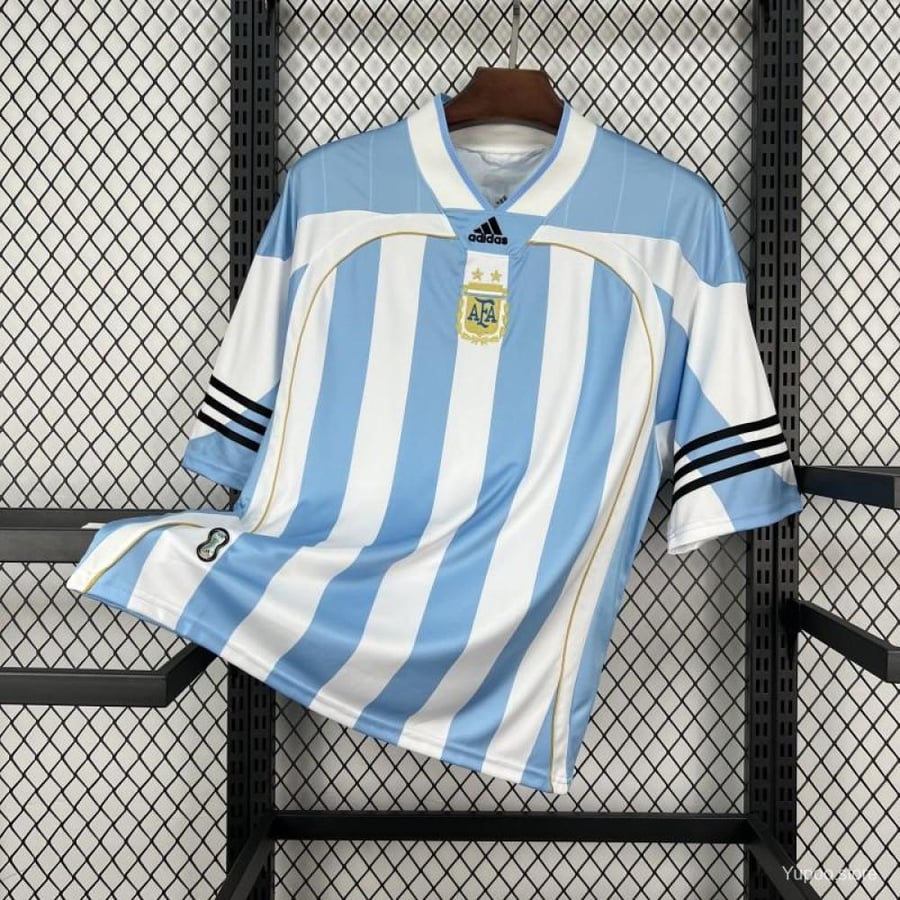 طقم منتخب الارجنتين نسخة خاصة 2026-2027.