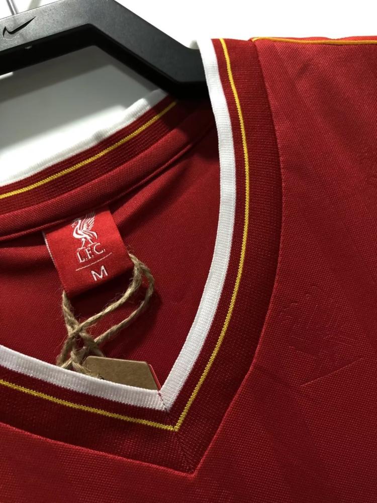 Liverpool kit for the 1985-1986 season, red