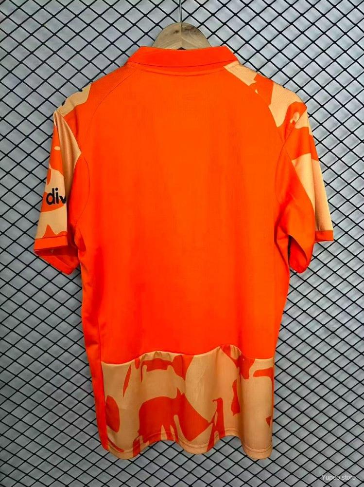 Valencia set special for the Retro Tour 2025-2026