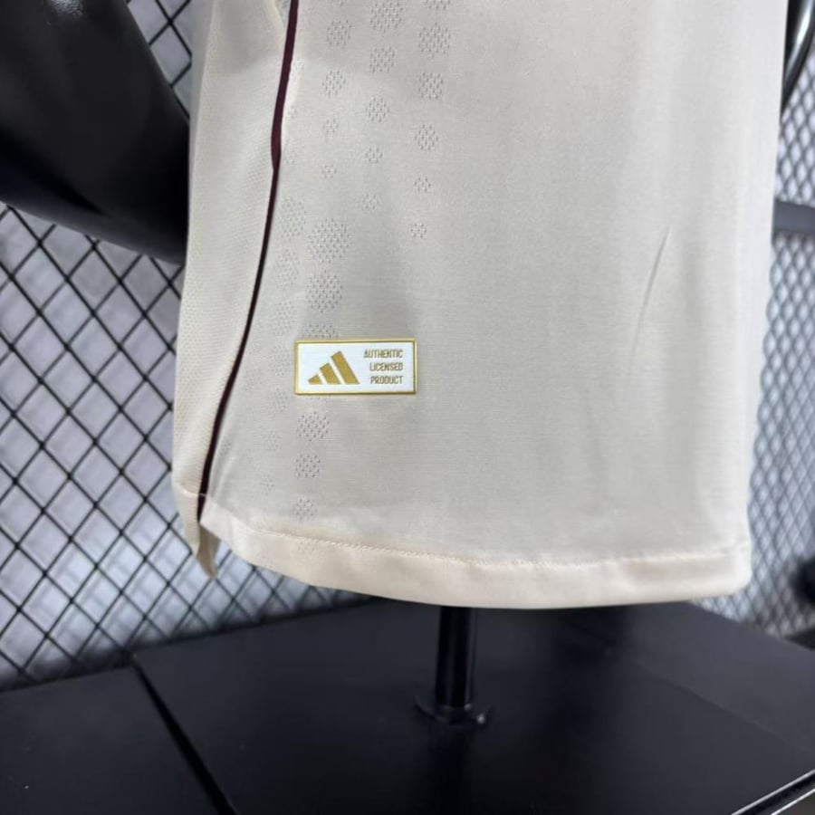 Ajax third kit 2025-2026