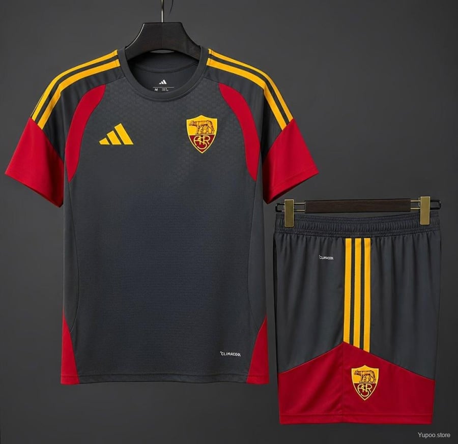 Summer training kit Roma 2026-2027 black