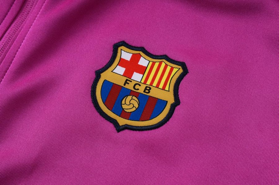 طقم تدريب شتوي برشلونة 2025-2026 اسود  سحاب طويل