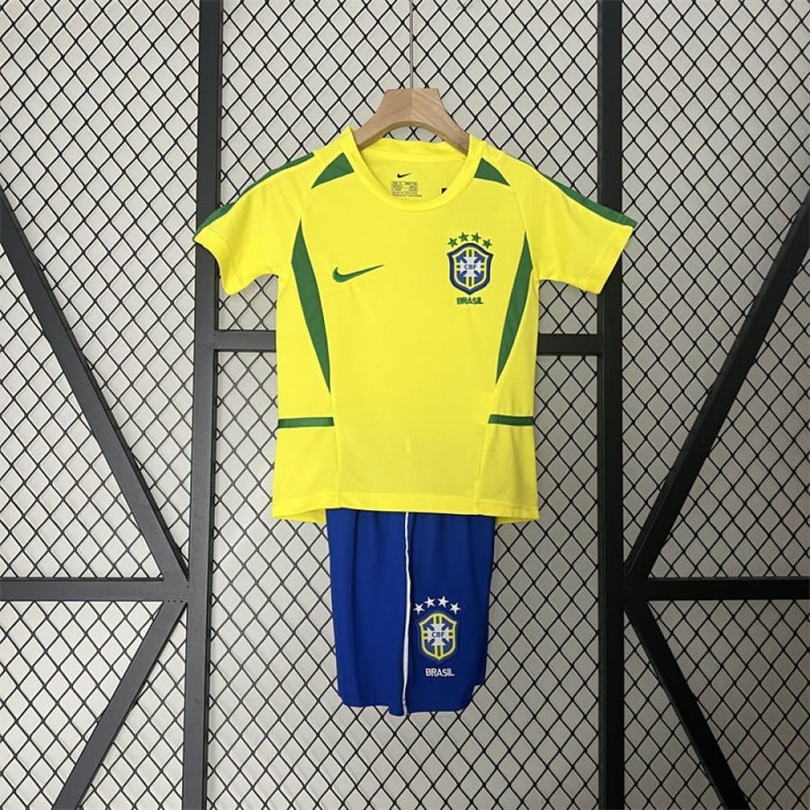 طقم منتخب البرازيل موسم 2002  اطفال اصفر