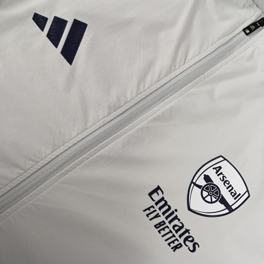 Winter training set Arsenal 2025-2026 water-resistant white