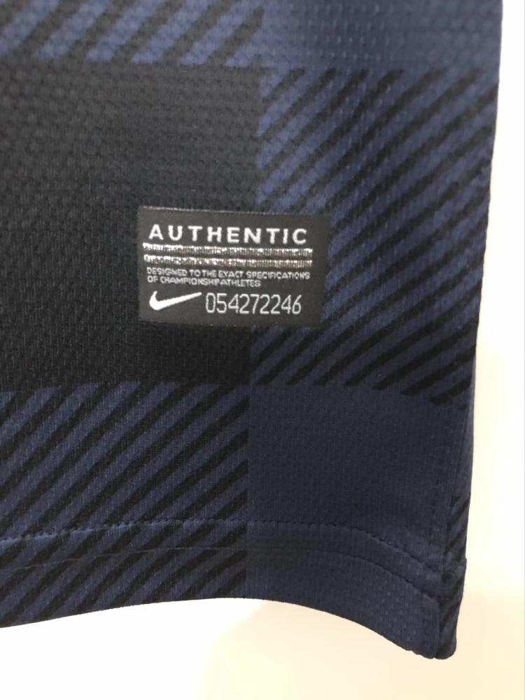 Manchester United kit for the 2013-2014 season, black