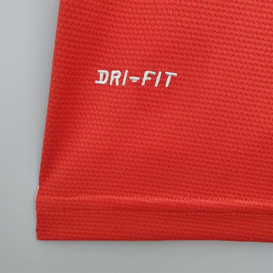 Manchester United kit for the 2013-2014 season red