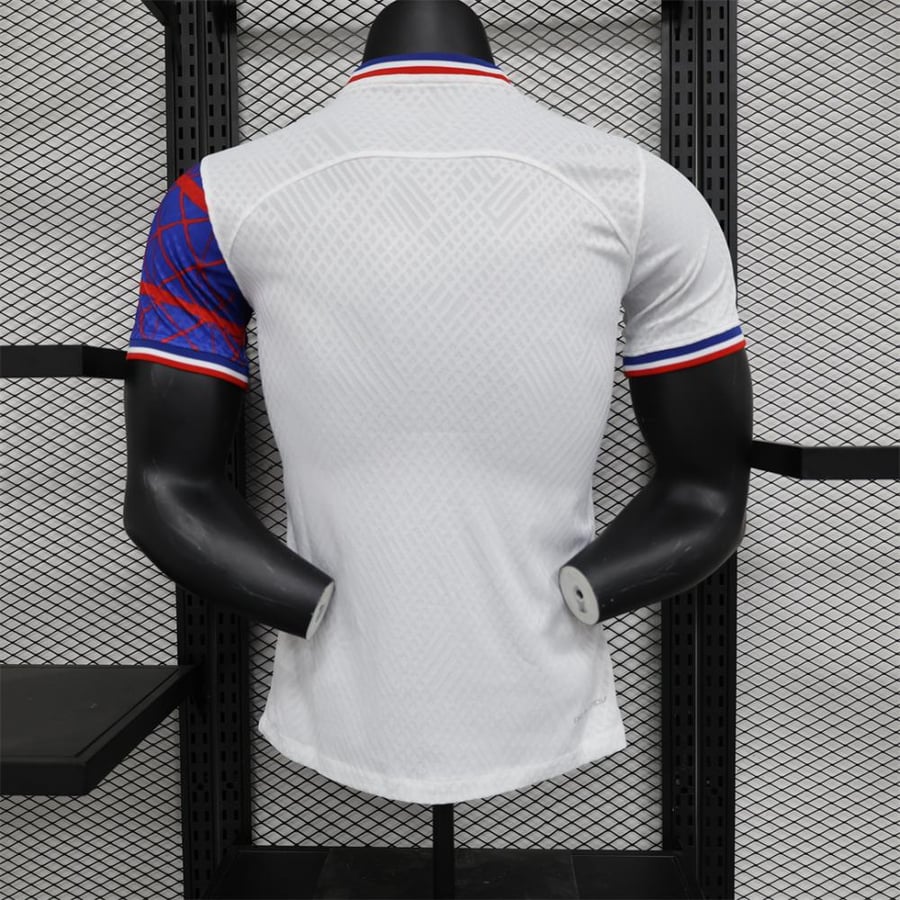 طقم باريس سانت جرمان خاص (4) 2024-2025