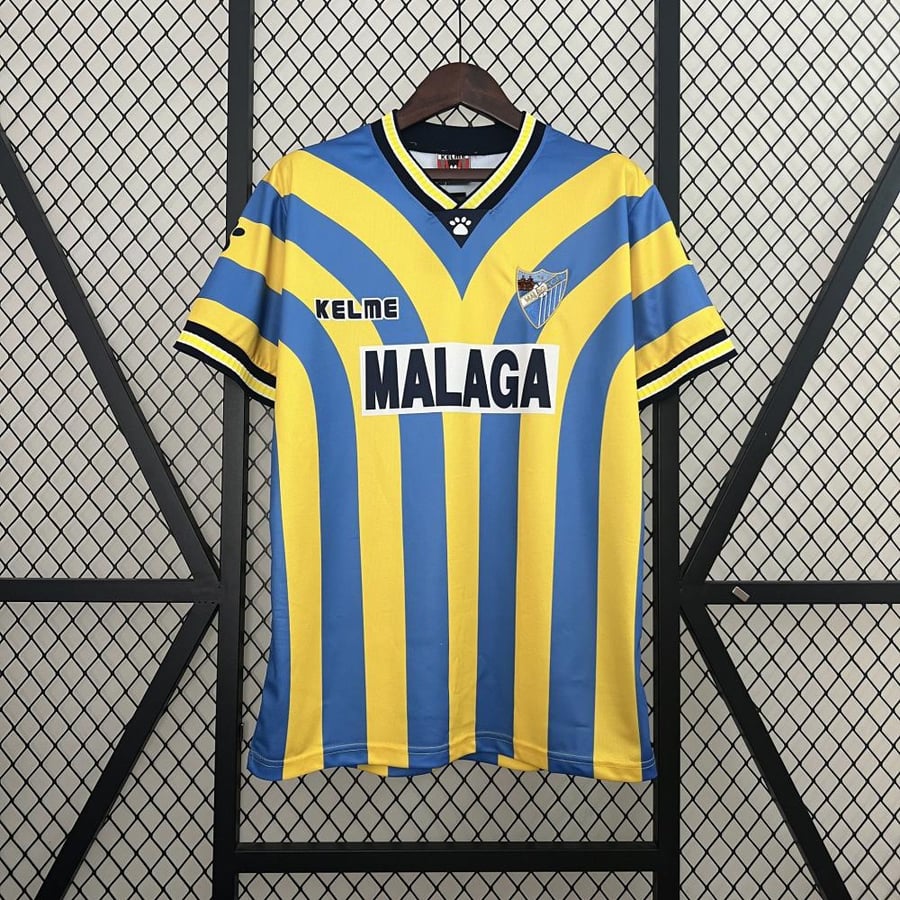 طقم ملقا موسم 1997-1998 اصفر