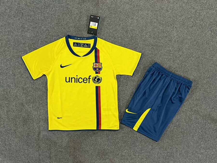 Barcelona team 2008-2009 children (yellow)