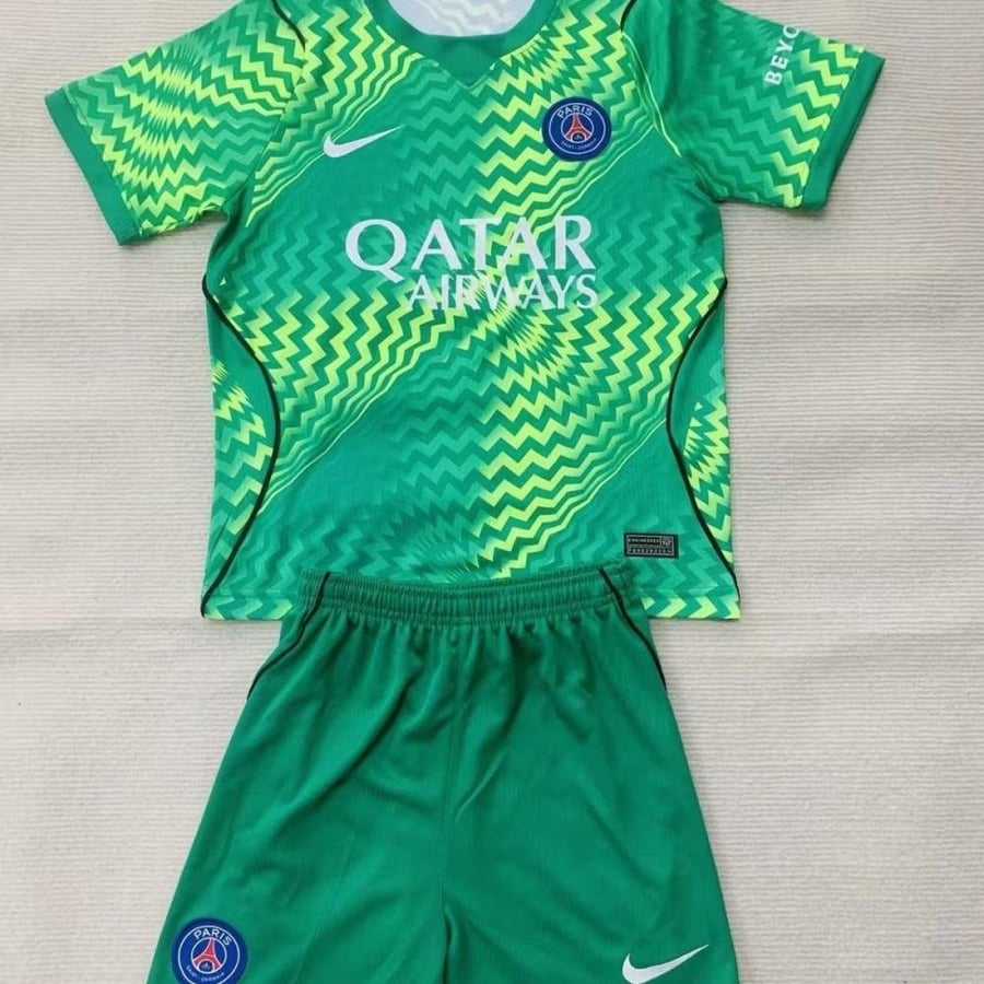 طقم باريس سانت جيرمان حارس مرمى 2026-2027 اخضر
