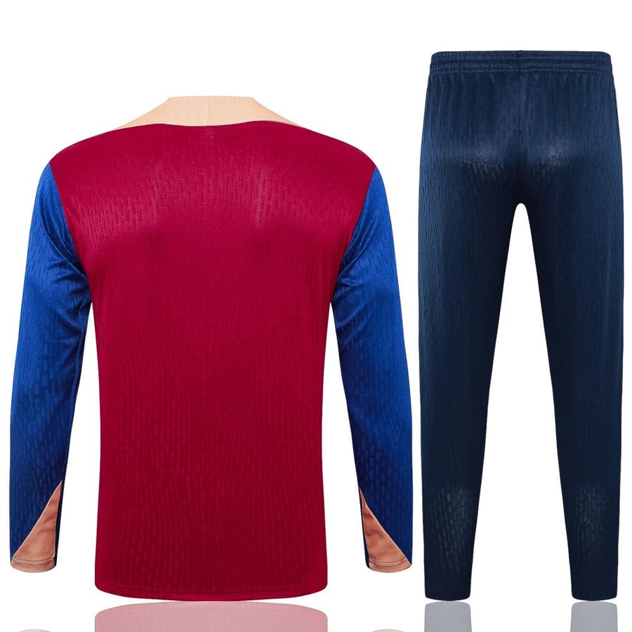 Barcelona 2024-2025 winter training set red