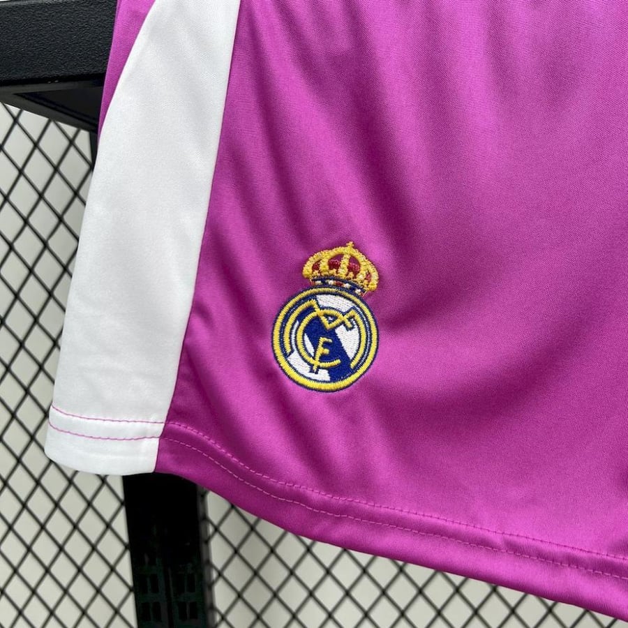 طقم ريال مدريد حارس المرمى 2025-2026 اطفال