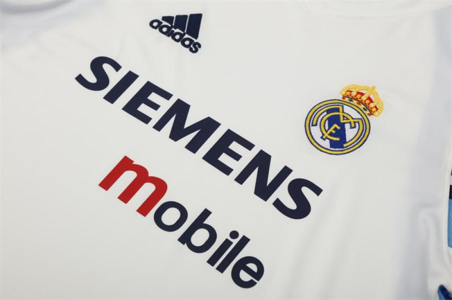 تيشيرت تدريب ريال مدريد 2003-2004 ابيض