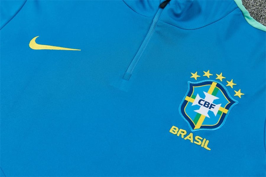 طقم تدريب شتوي منتخب البرازيل 2026-2027 سماوي