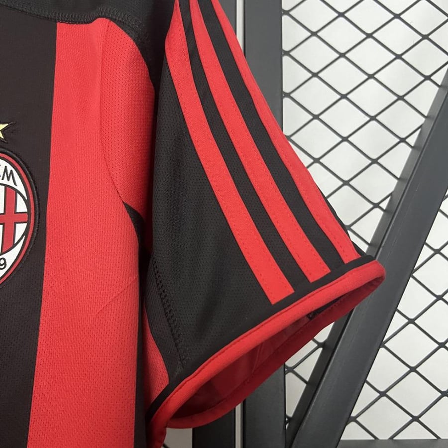Milan kit for the 2003-2004 season, red