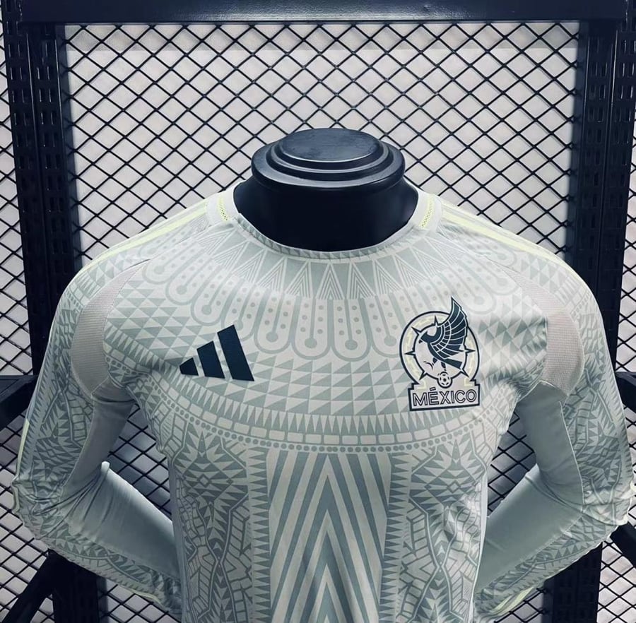 طقم منتخب المكسيك الاحتياطي 2024-2025 كم طويل