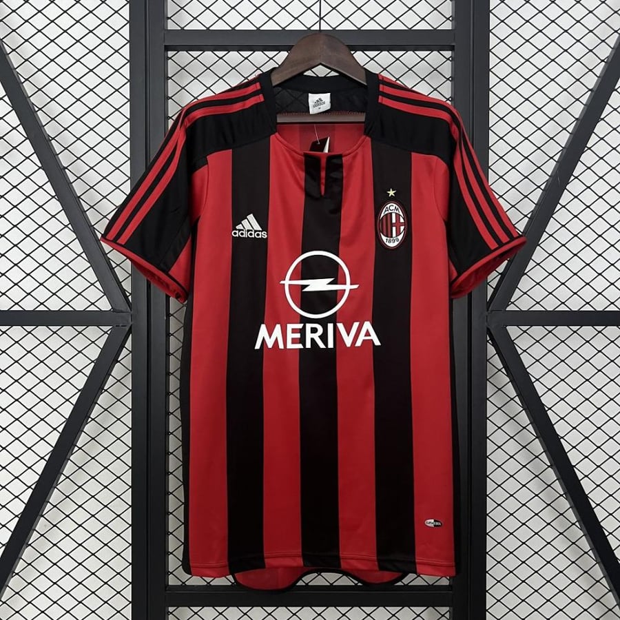 Milan kit for the 2003-2004 season, red