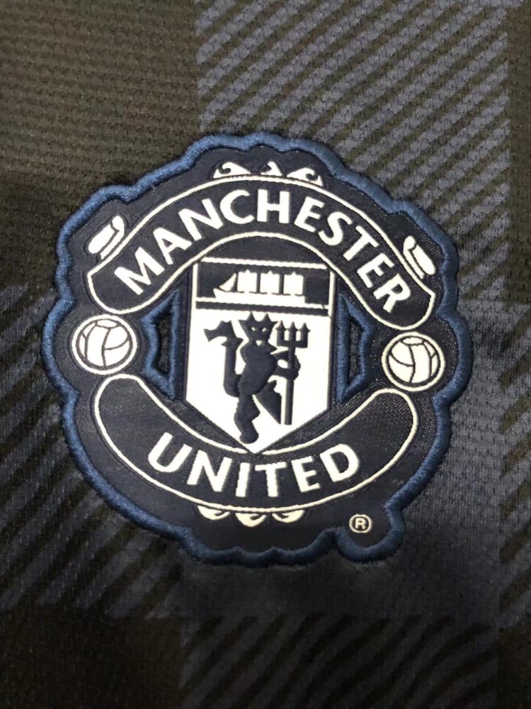 Manchester United kit for the 2013-2014 season, black