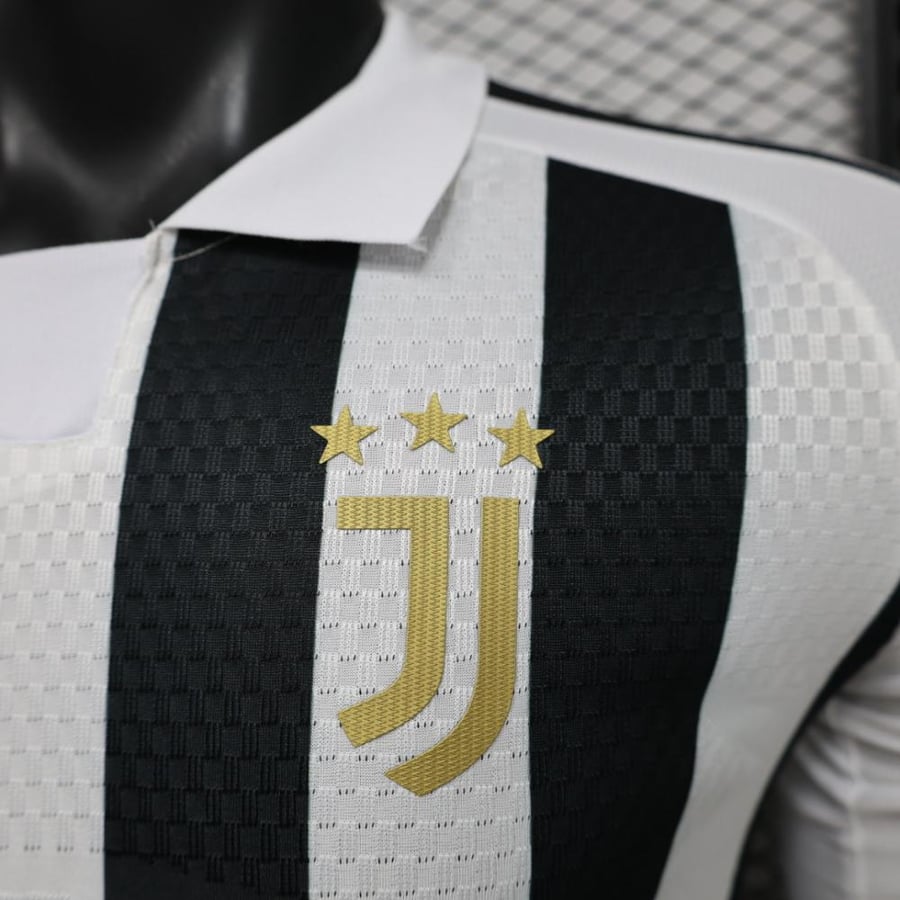 طقم يوفنتوس الاساسي 2026-2027 كم طويل