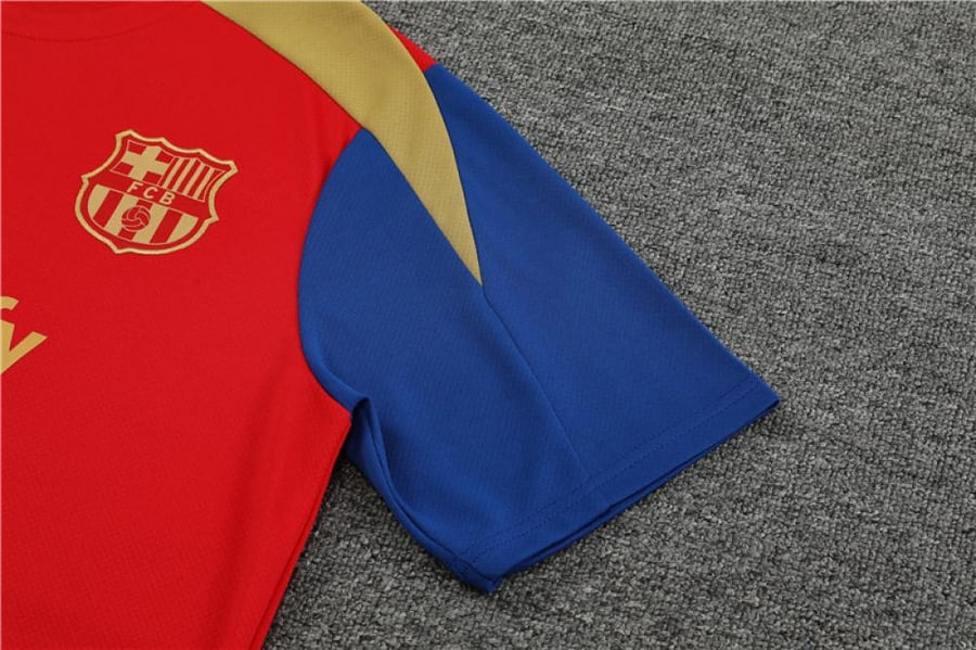 Barcelona 2024-2025 summer training set red