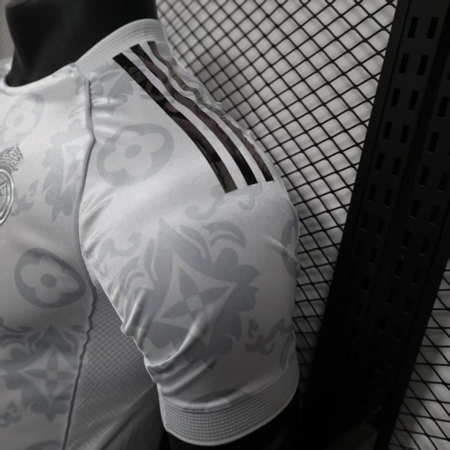Real Madrid set, special edition 2025-2026 LV