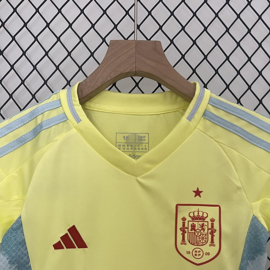 طقم منتخب اسبانيا الاحتياطي 2024-2025 اطفال