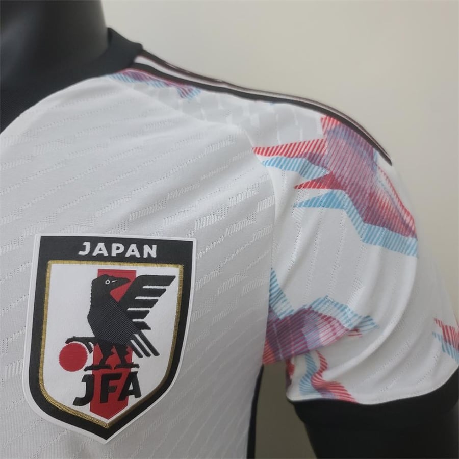 طقم منتخب اليابان الاحتياطي 2023-2024