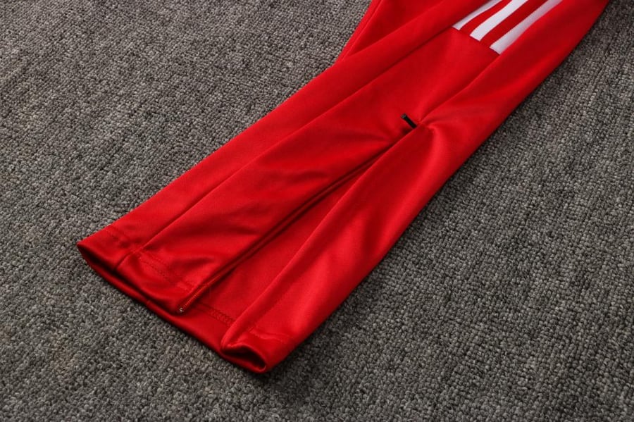 Winter training set Ajax 2021-2022 red