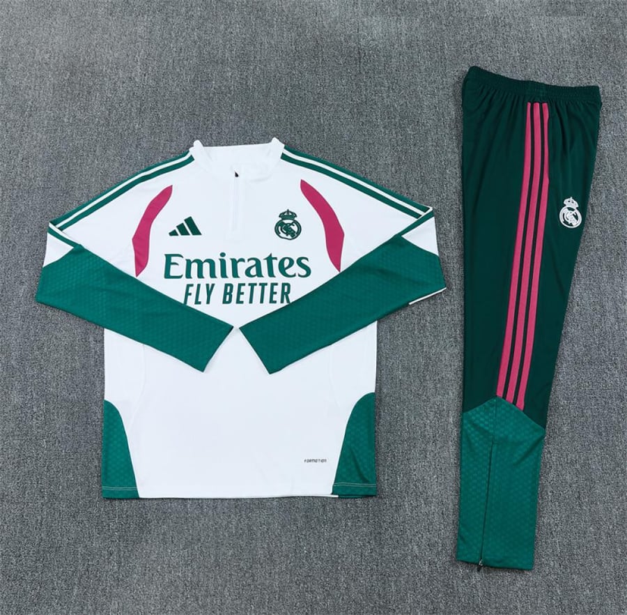 طقم تدريب شتوي ريال مدريد 2026-2027 ابيض