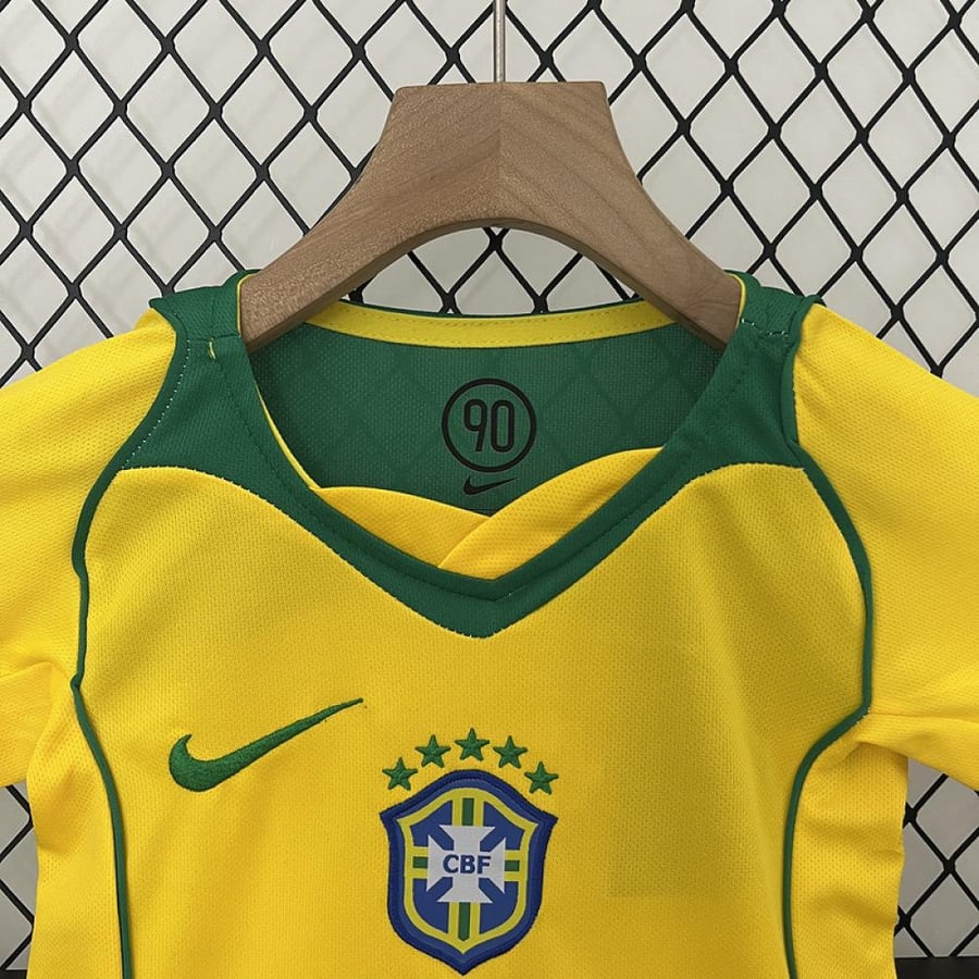 طقم منتخب البرازيل موسم 2004  اطفال اصفر