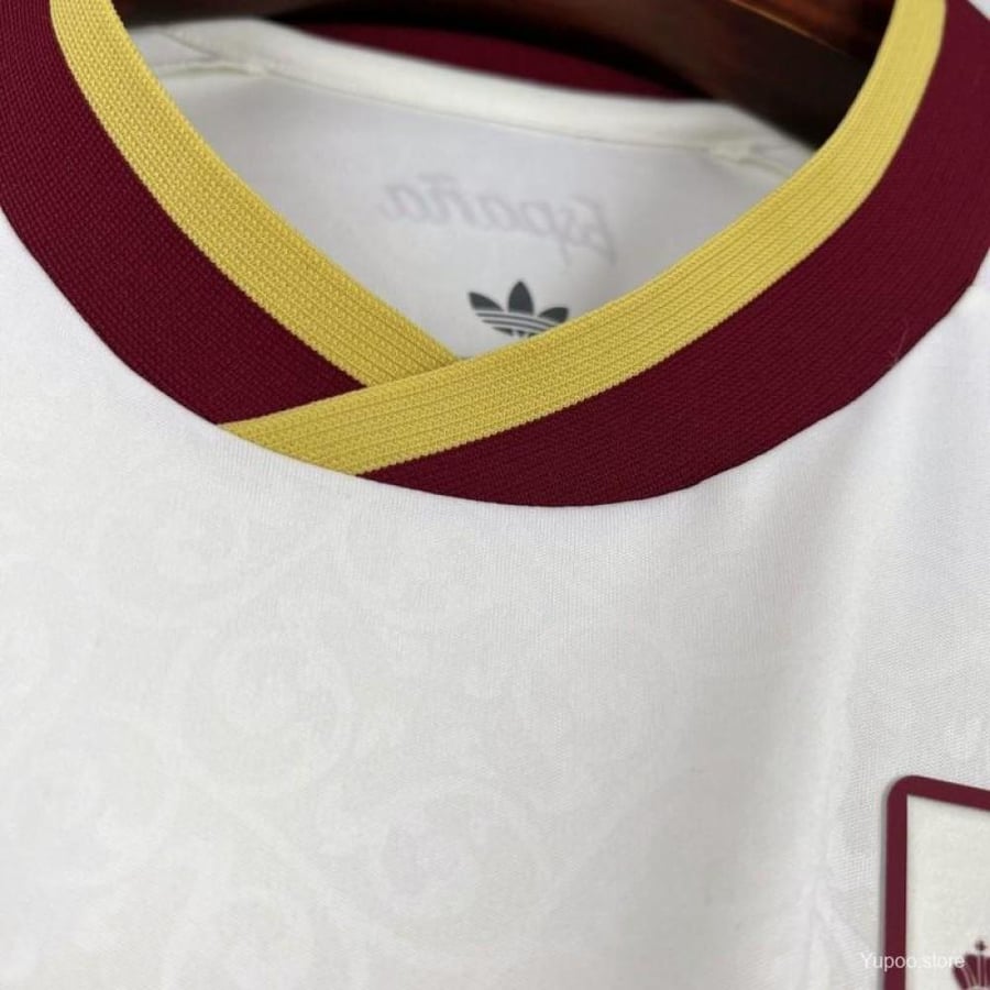 تيشيرت منتخب اسبانيا الاحتياطي 2025/2026 مقاس جامبو