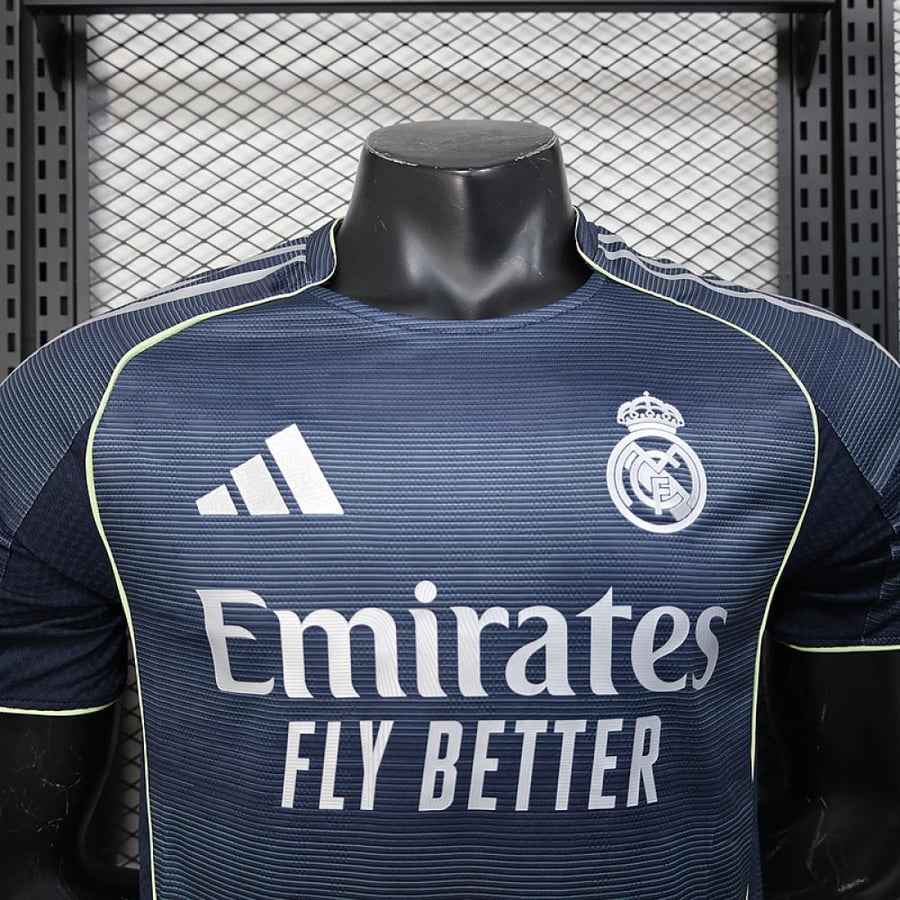 طقم ريال مدريد الاحتياطي  2025-2026
