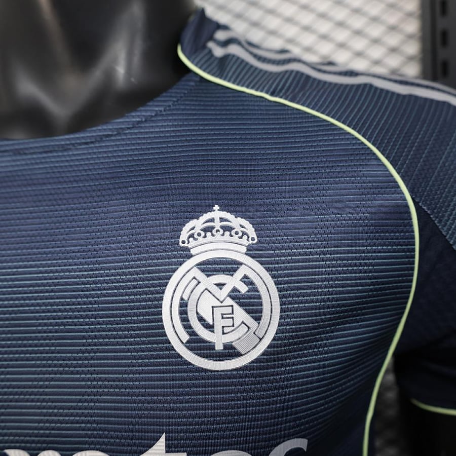 طقم ريال مدريد الاحتياطي  2025-2026