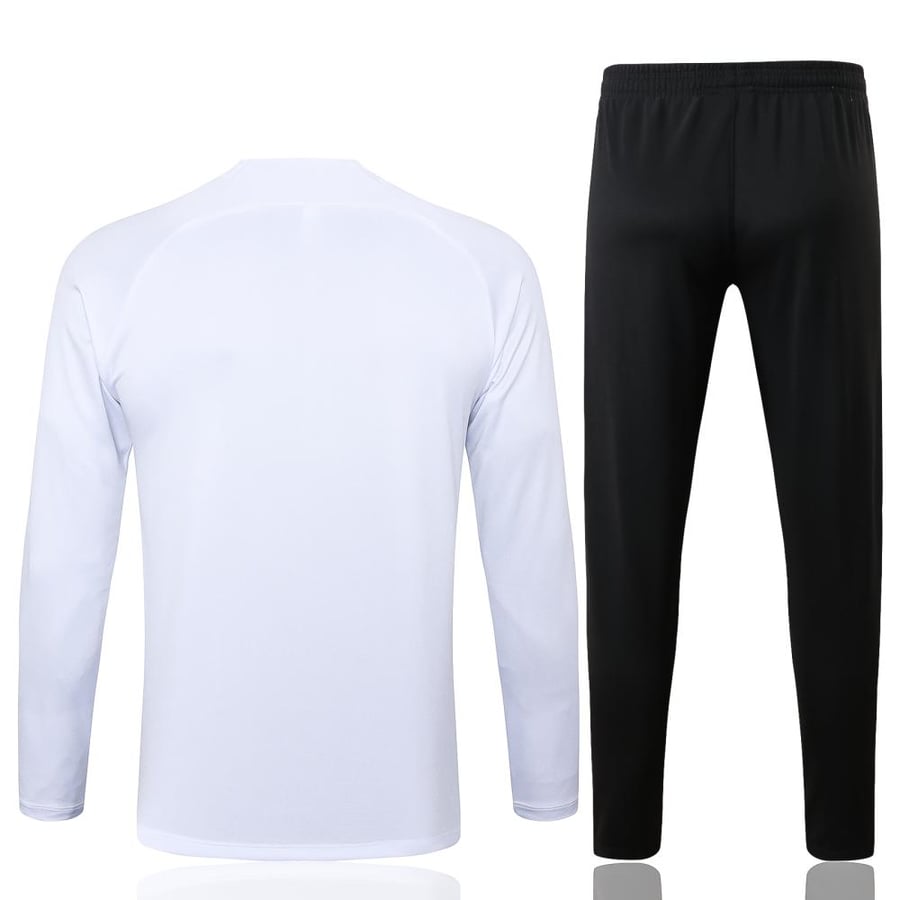 Winter training kit Al Nassr 2024-2025 white