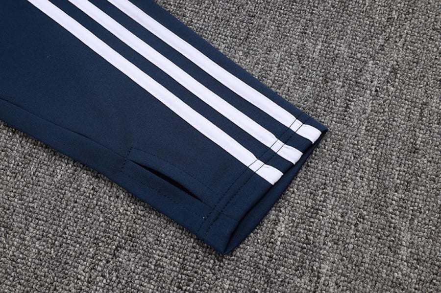 Winter training set Real Madrid 2025-2026 navy