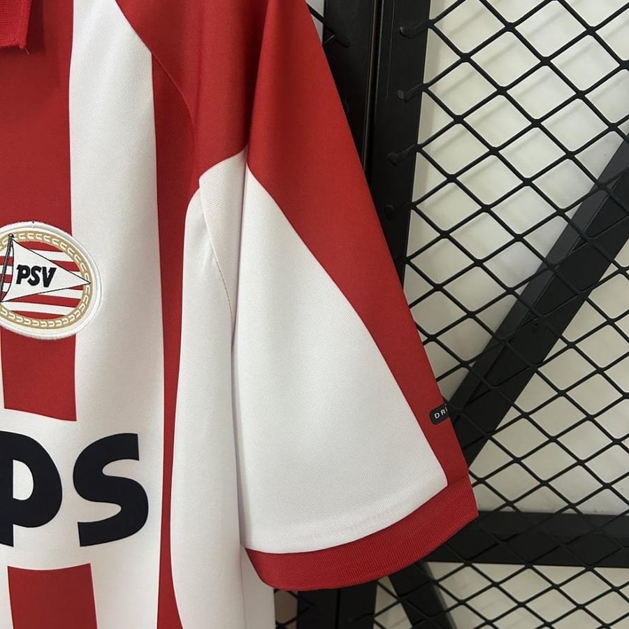 Eindhoven kit for the 2000-2001 season