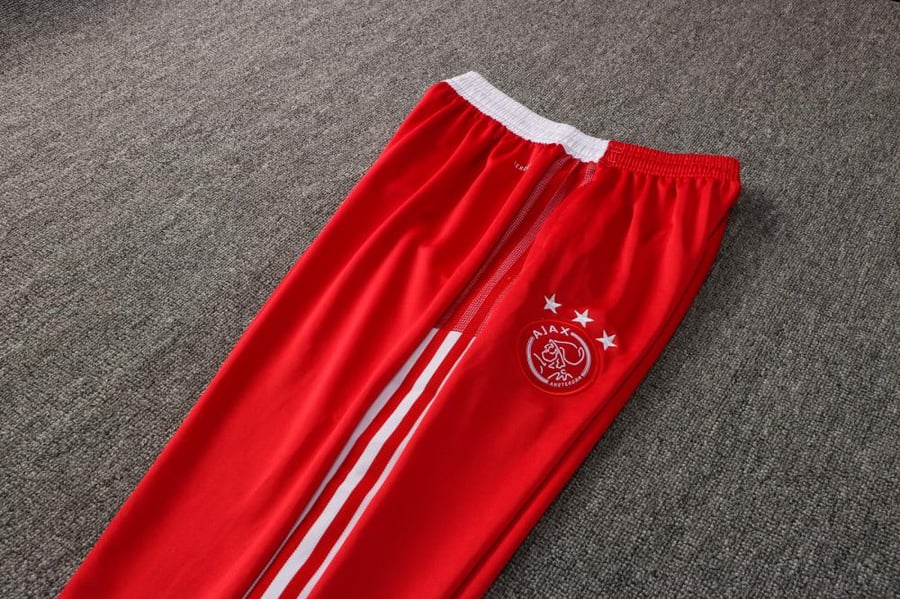 Winter training set Ajax 2021-2022 red