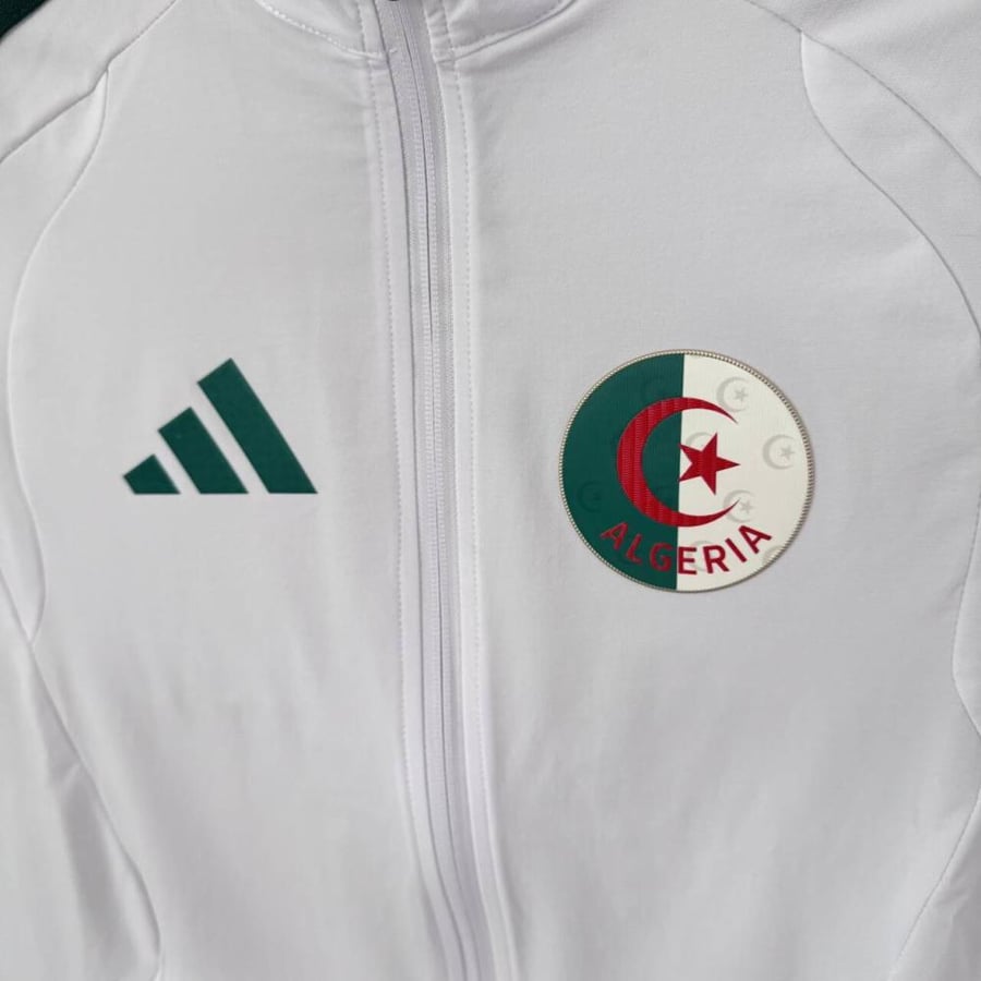 طقم تدريب شتوي منتخب الجزائر 2025-2026 ضد الماء رمادي