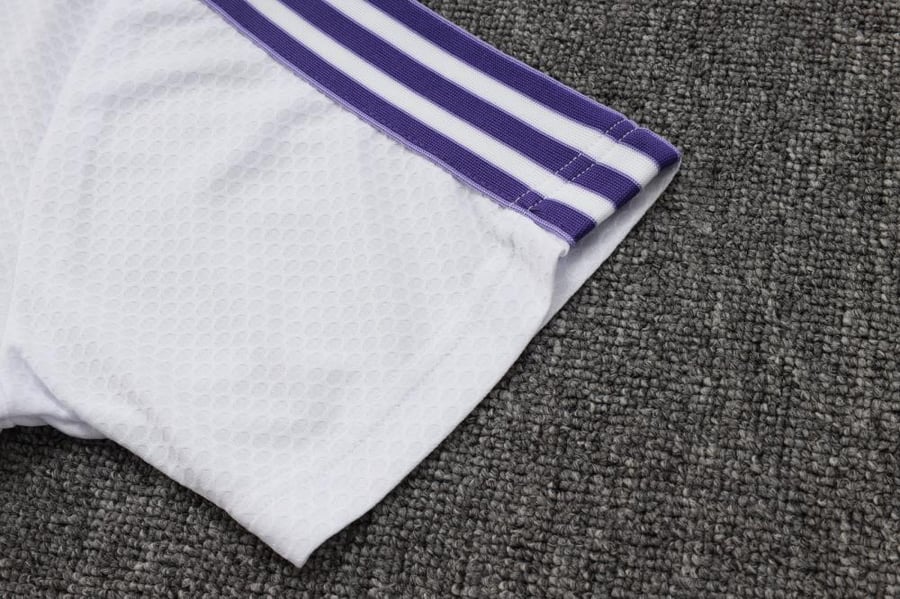 Summer training set polo Real Madrid 2025-2026 purple and white