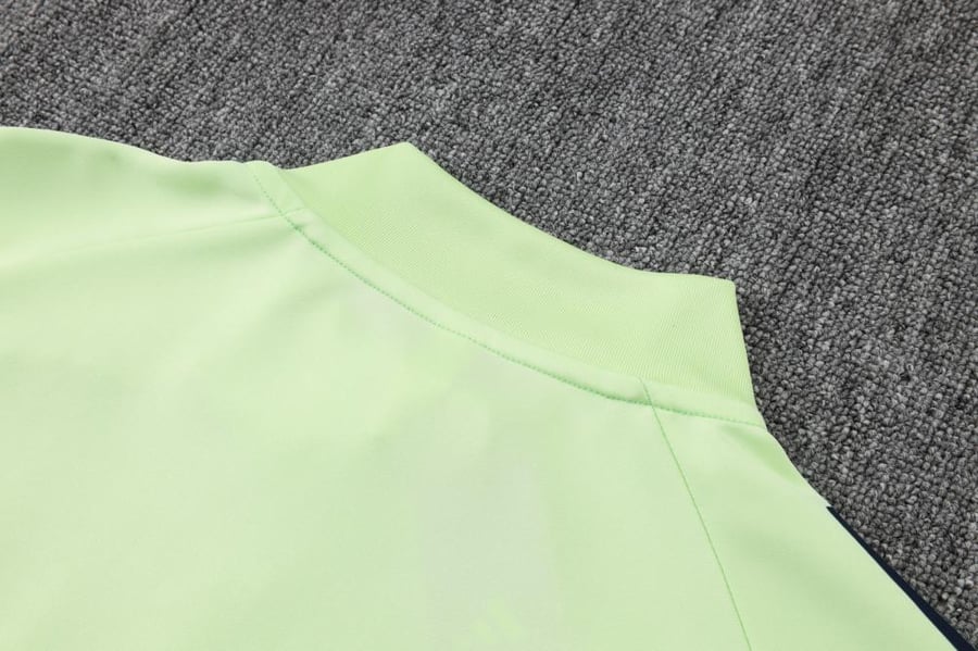 Winter training set Real Madrid 2025-2026 green full zipper