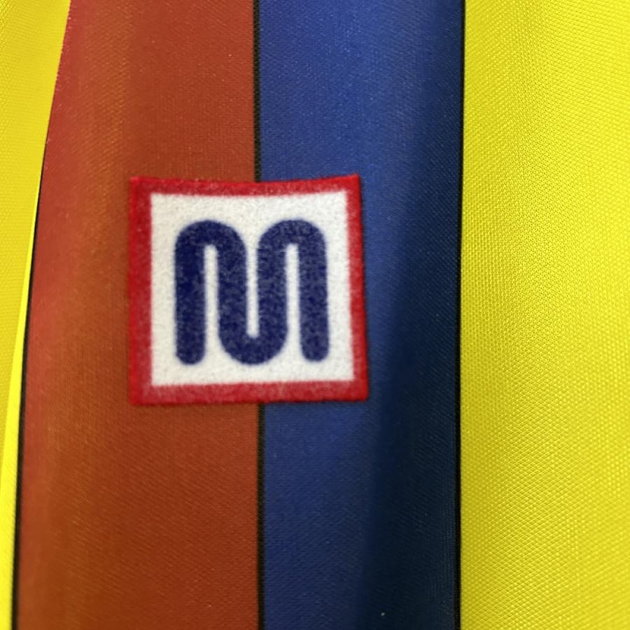 Barcelona kit for the 1982-1994 season, yellow