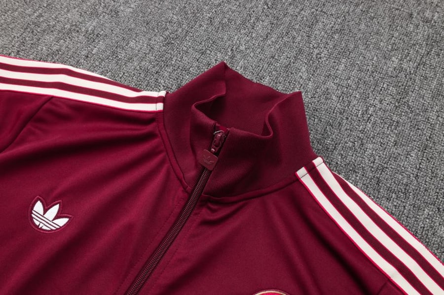 Winter training set Bayern Munich 2025-2026 white full zipper
