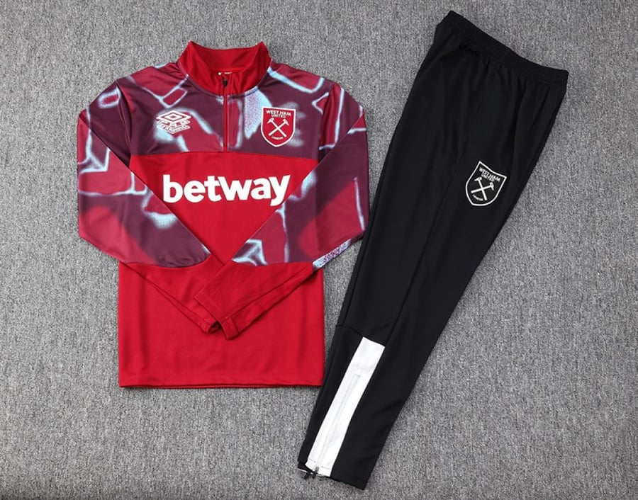 Winter training set West Ham United 2022-2023 red