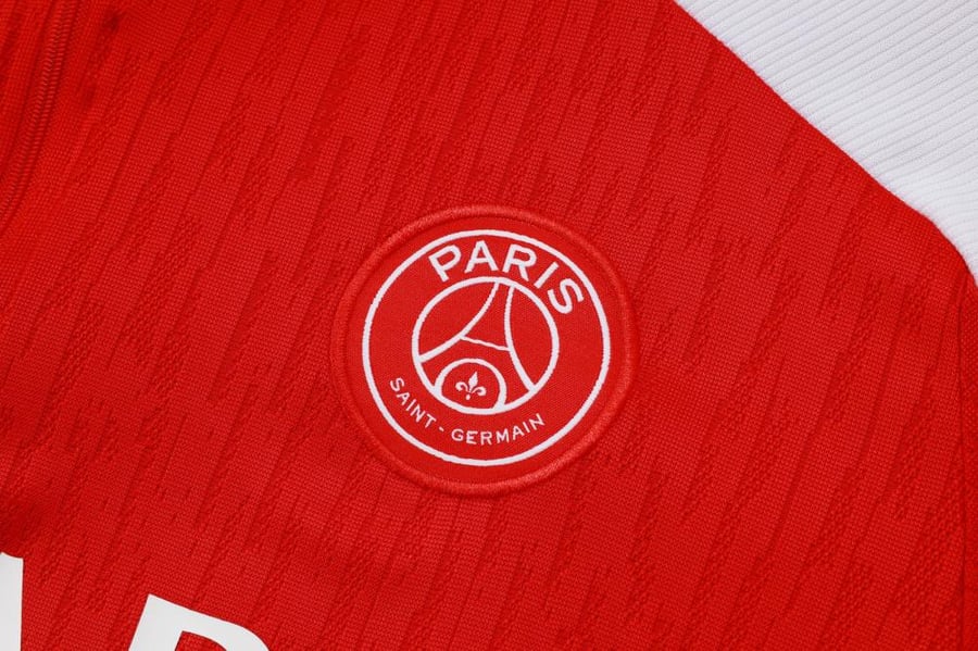 Winter training set Paris Saint-Germain 2025-2026 red
